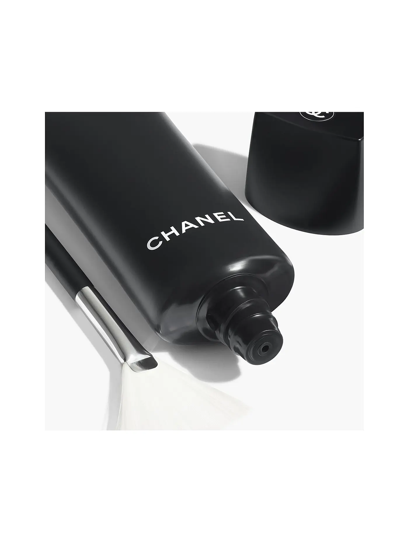 CHANEL | GOMMAGE AHA RESURFAÇANT KORRIGIERT – EXFOLIERT – RESTRUKTURIERT TUBE 100ML | 